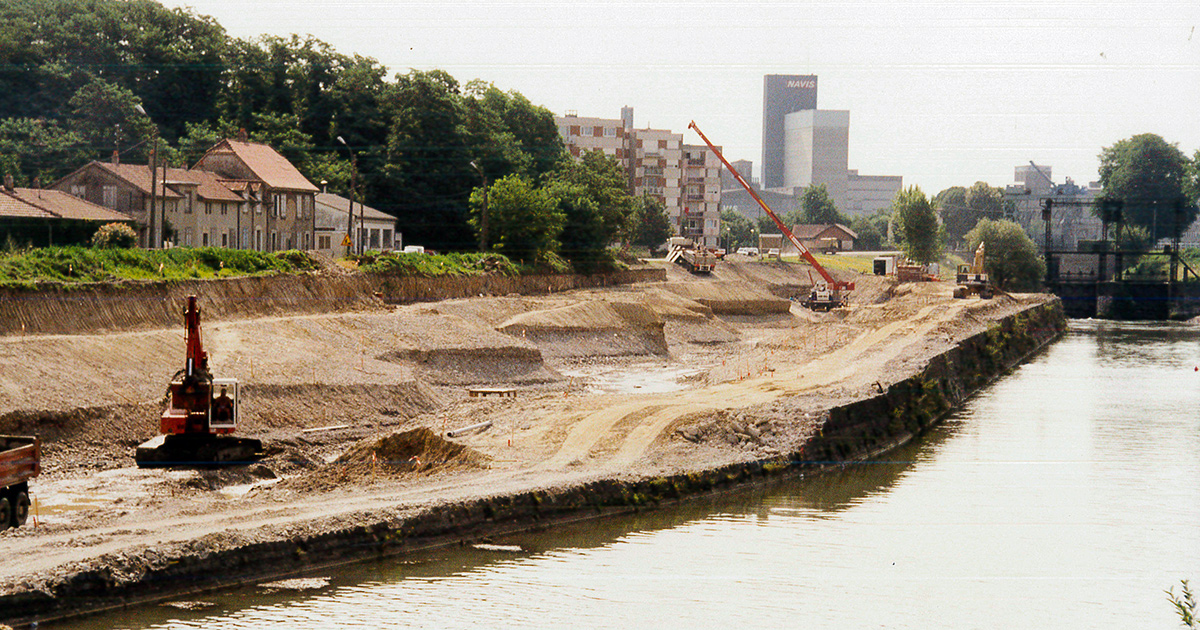 Construction du Parc des eaux vives de Huningue