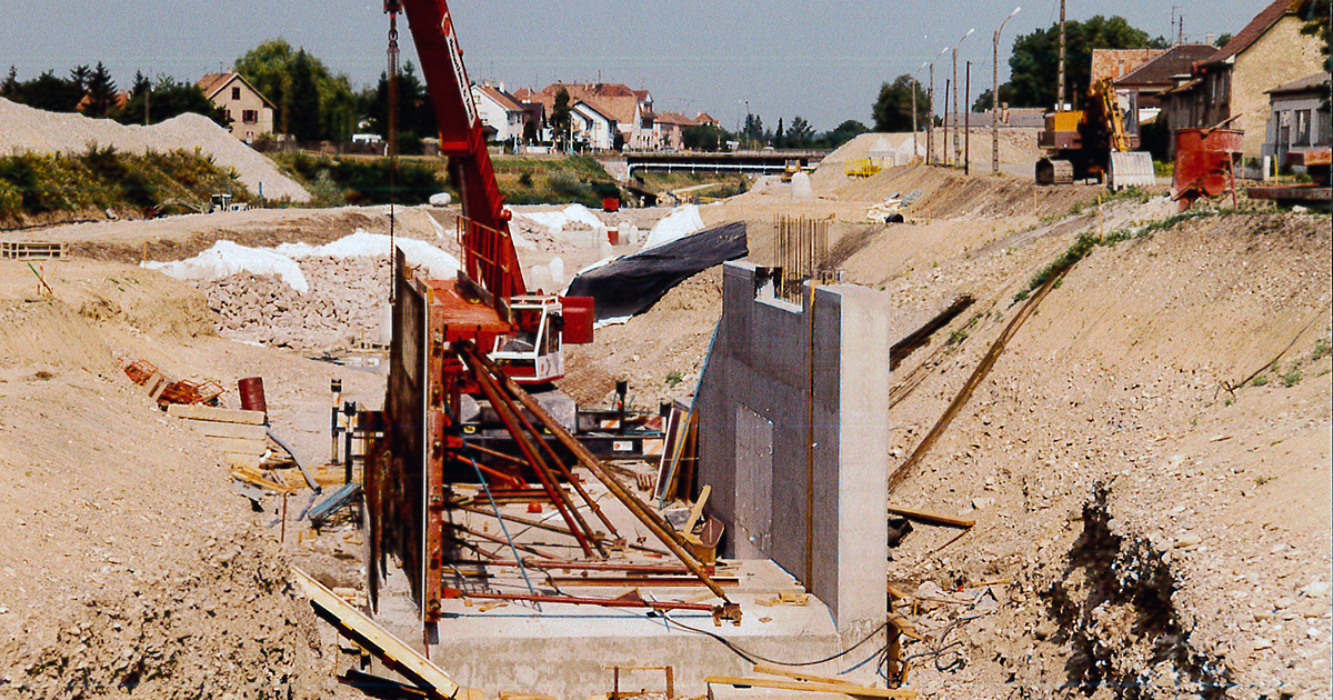 Construction du Parc des eaux vives de Huningue