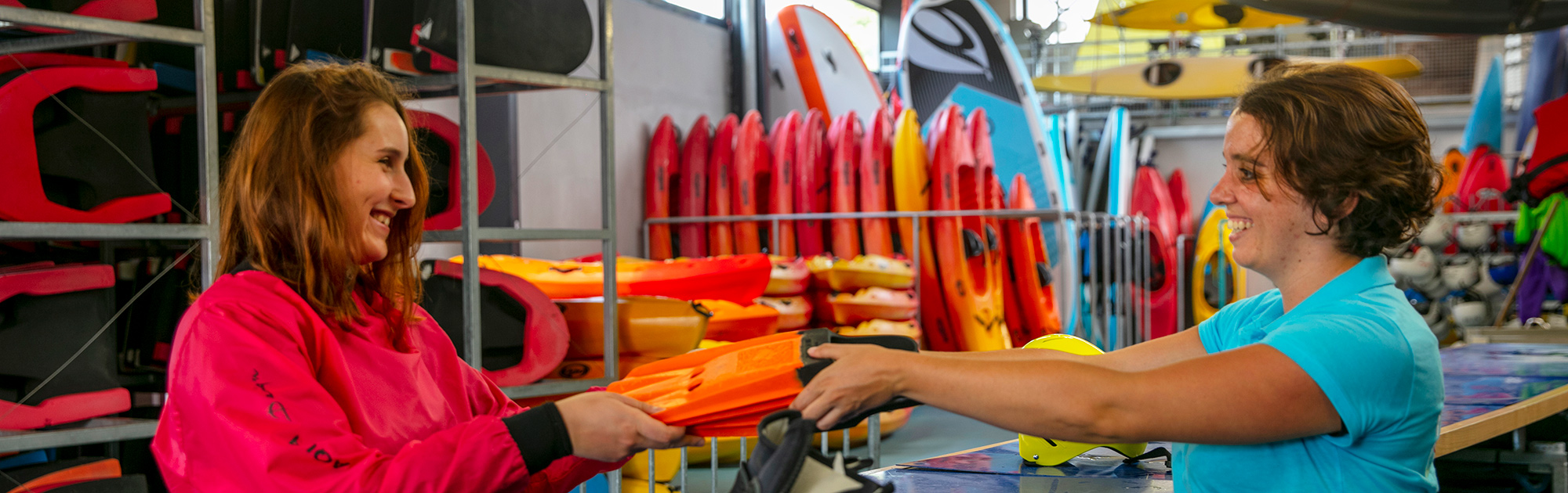 Matériel nautique et de sécurite au Comptoir du Parc des eaux vives